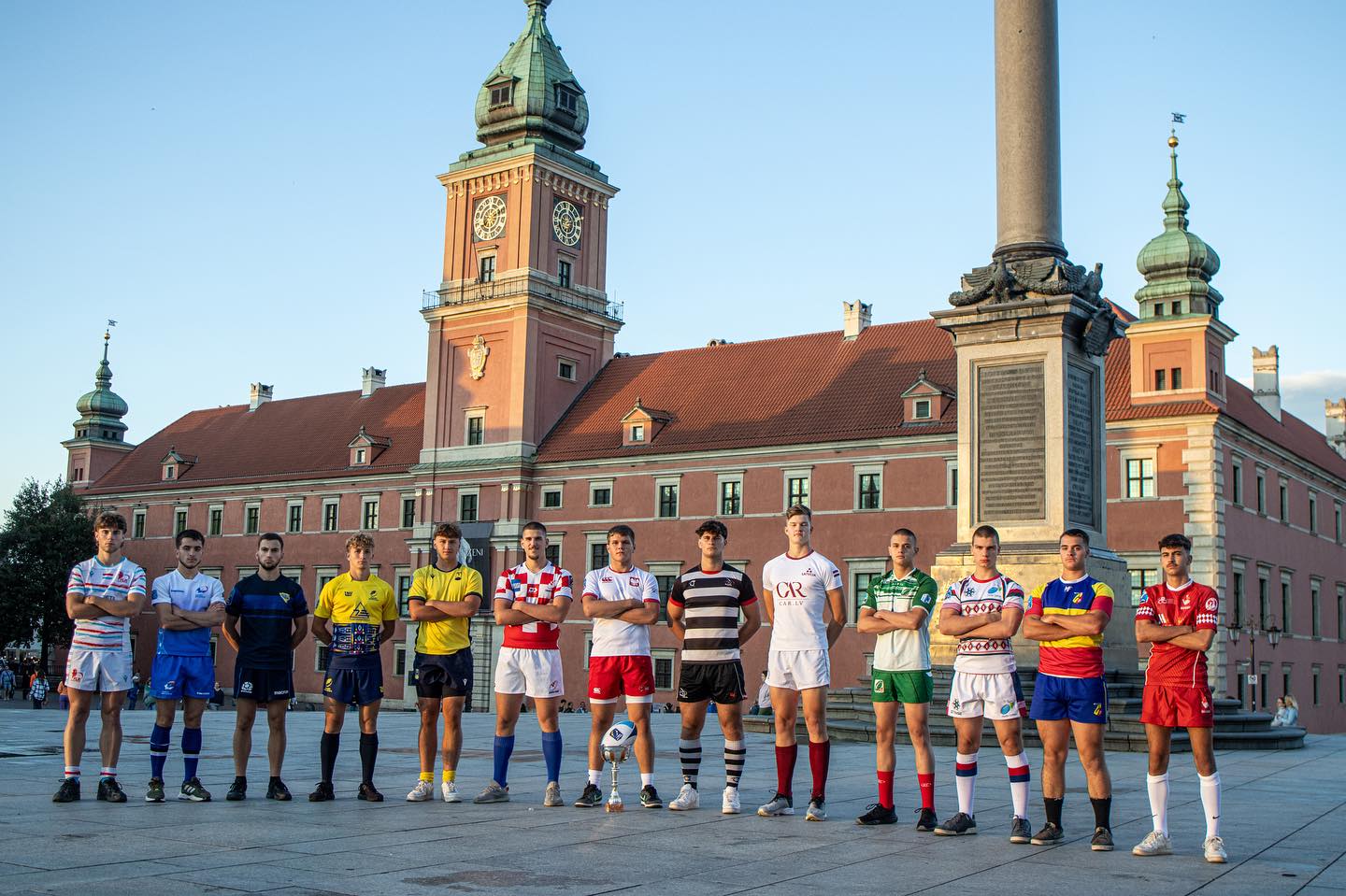CE RUGBY ÎN 7 U18: România își măsoară forțele cu echipele din eșalonul 2 valoric al Europei