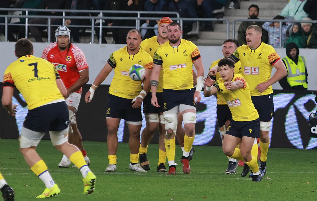 MECI TEST / ROM - TON 25-15: Conduși la pauză, Stejarii au reușit o victorie prețioasă după o revenire spectaculoasă 