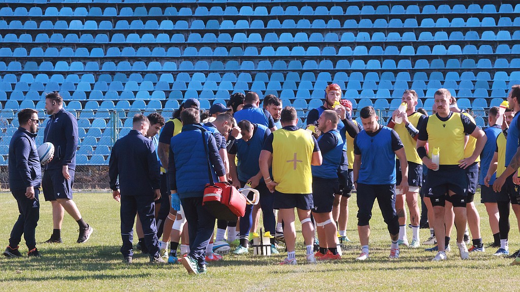 MECI TEST / ROM - URU: Șapte jucători care activează în Franța pregătesc ultima partidă a Stejarilor din 2024