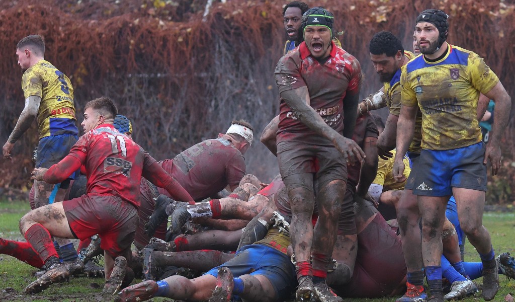 CUPA ROMÂNIEI 2024 / SEMIFINALE: Dinamo a câștigat cu Timișoara printr-un eseu marcat în ultimul minut!