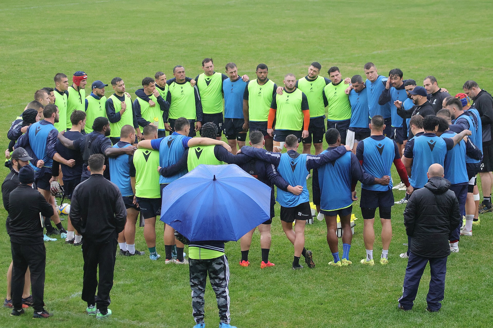 ROMÂNIA / NAȚIONALA DE SENIORI: Stejarii se vor pregăti în „laboratorul sportului francez” din Paris