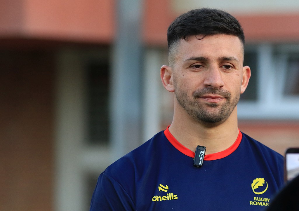 ROMÂNIA / NAȚIONALA DE SENIORI: Daniel Plai s-a accidentat serios la Madrid și va purta mască de protecție