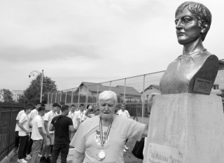 ROMÂNIA / DISPARIȚIE: A încetat din viață ION SIDERI, cel care a realizat bustul Marianei Lucescu