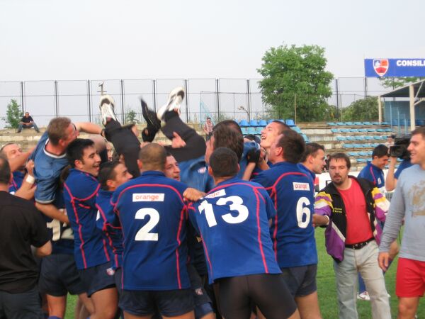 Antrenori Marin Mot suporta bucuria elevilor sai