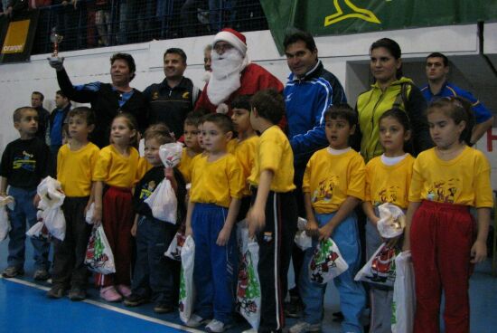 Mult asteptatele cadouri