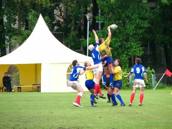 Burcea prinde in tusa