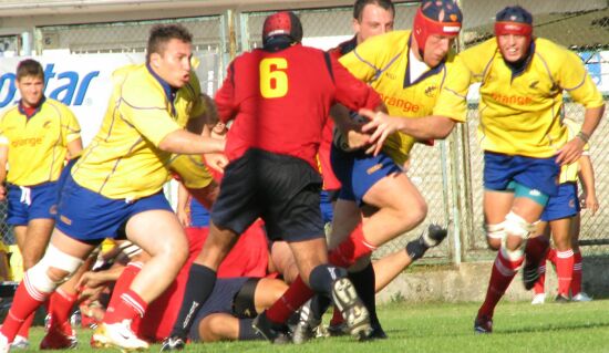 Romanii ataca in fata Spaniei